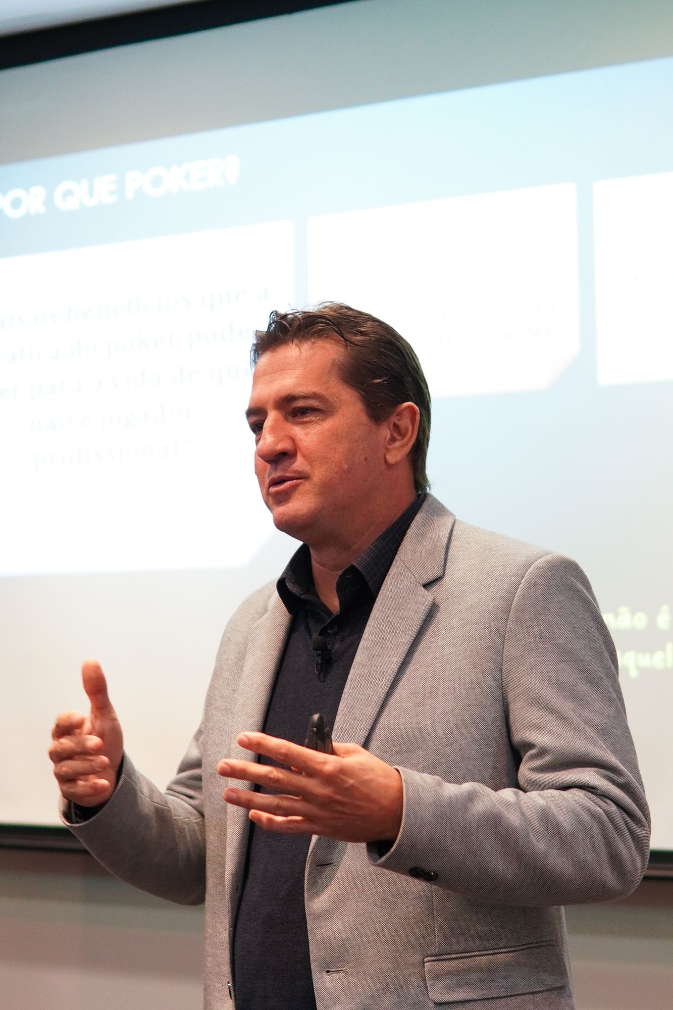 Palestra Poker Fora da Caixa